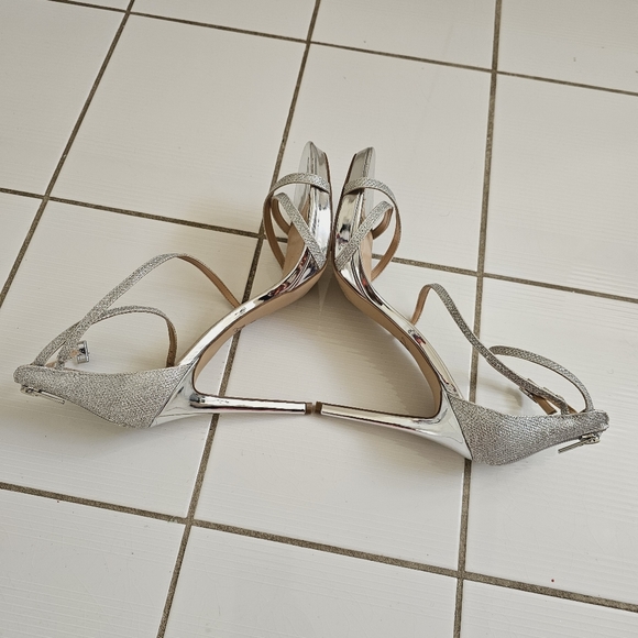 Jewel Badgley Mischka Galen Strappy Zip-Back Platform Sandals, Silver Sz 10 wed - Picture 9 of 13